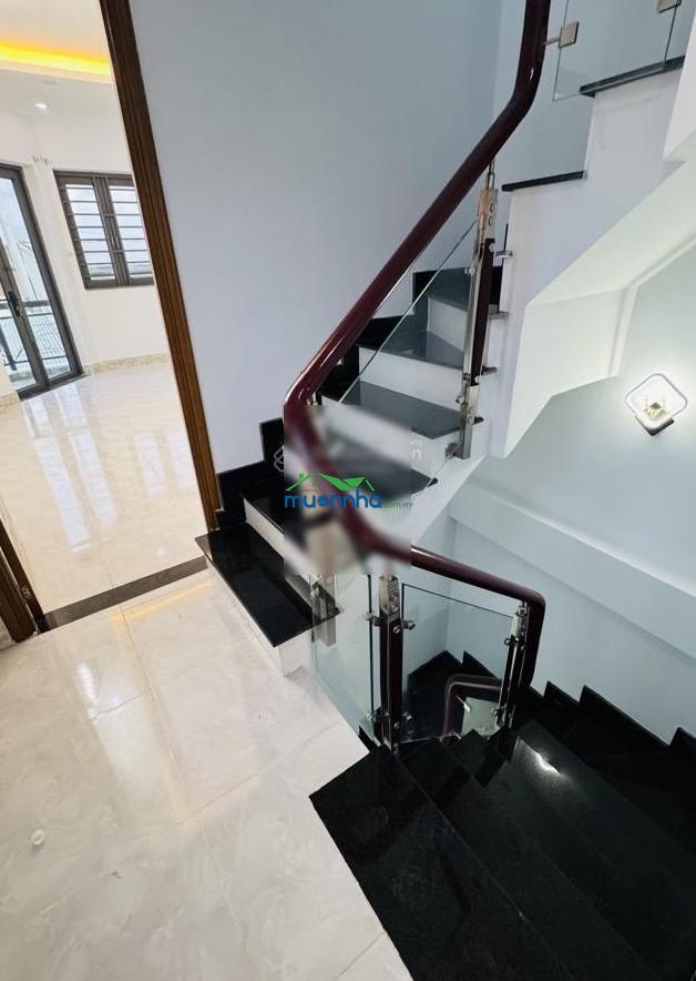 192m2 - 9.6 x 20m lô góc mã lò - bình tân - nhà cấp 4 - tiện xây mới - vị trí đẹp - lộ giới ít - 3
