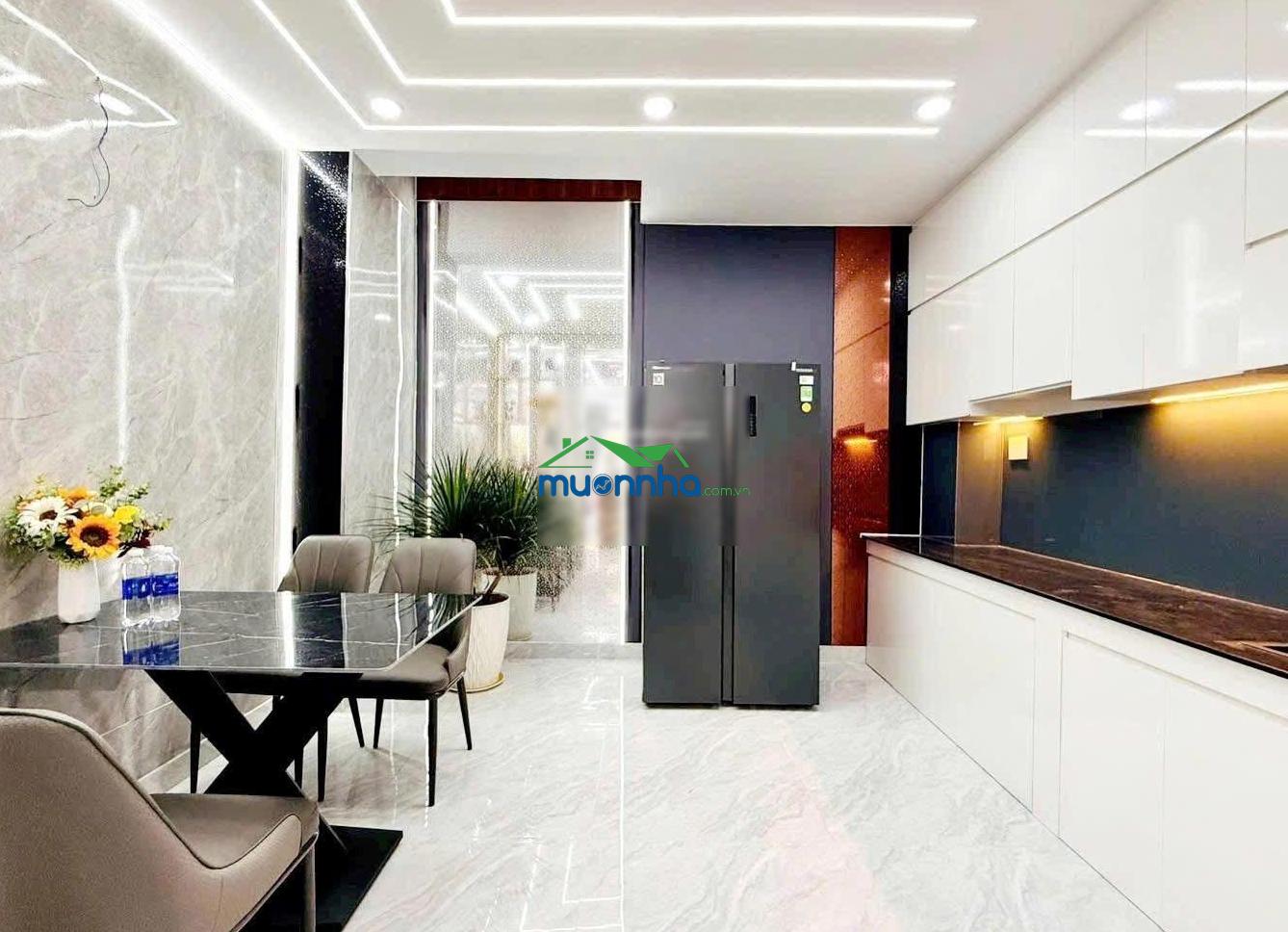Cô liễu bán căn nhà đang cho thuê 36tr, đường 8m ký con - q.1, giá 5tỷ190/88,4m2. gần chợ bến thành - 2