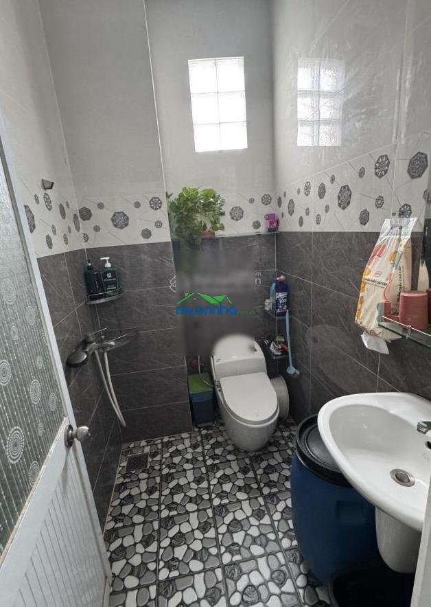 Nhà mới xây 3 tầng, 5m x15m (75m2) 5pn khu phân lô ngay nam long chợ hồ học lãm - hơn 5 tỷ gấp bán - 3