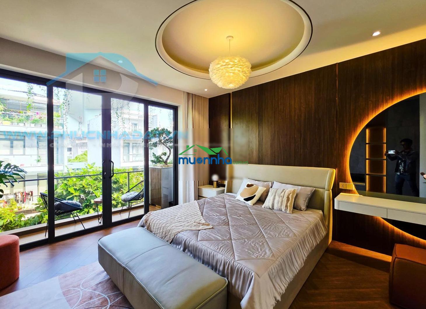 Sự đẳng cấp cho nhà phố hiện đại có thang máy ngay công viên quận 7 - giá 17.8 tỷ, 5x18m - 2