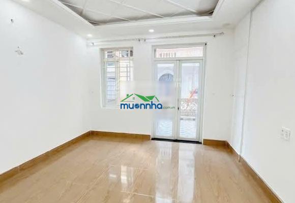 Bán lỗ nhà huỳnh tấn phát, quận 7. giá 4,5 tỷ, dt 64m2, lh như 0766 372 ***, hẻm xe hơi 6m - 4
