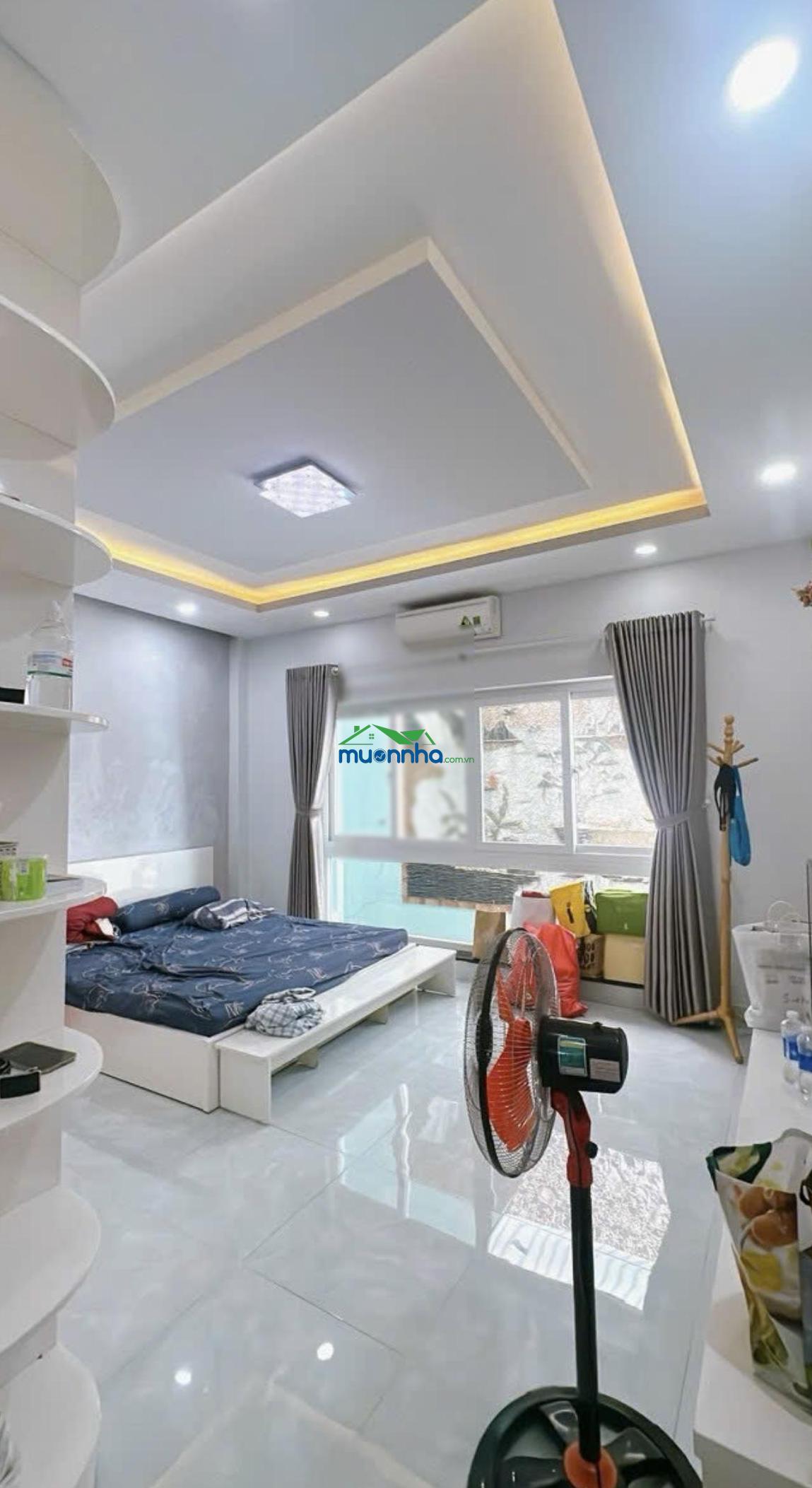 Nhà cực đẹp 5 phòng ở ngay - ngang 5m dài 18m vuông vức - 4