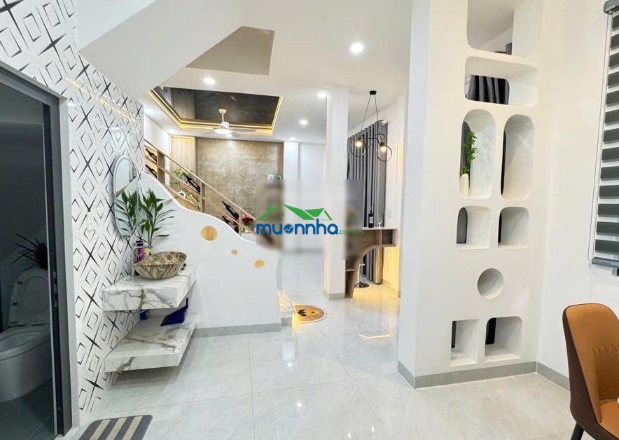 Cực hiếm! nhà 4 tầng, hxh thông kinh doanh, ngang 5m, ngay chợ phạm văn bạch, full nội thất - 3