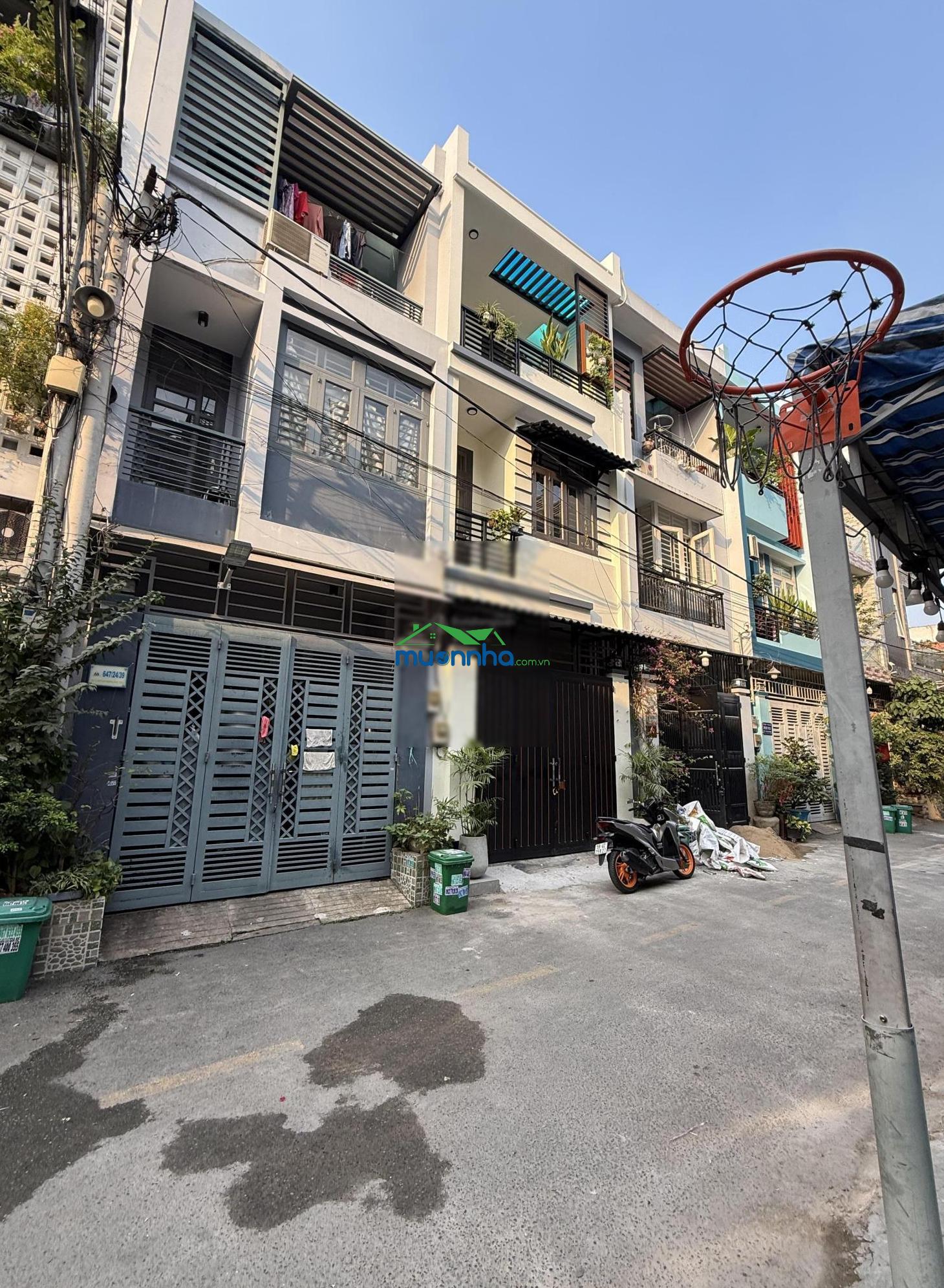 Chính chủ gửi bán nhà 3 tầng ngay vạn phúc city, ngay bờ sông mát mẻ - Ảnh 4