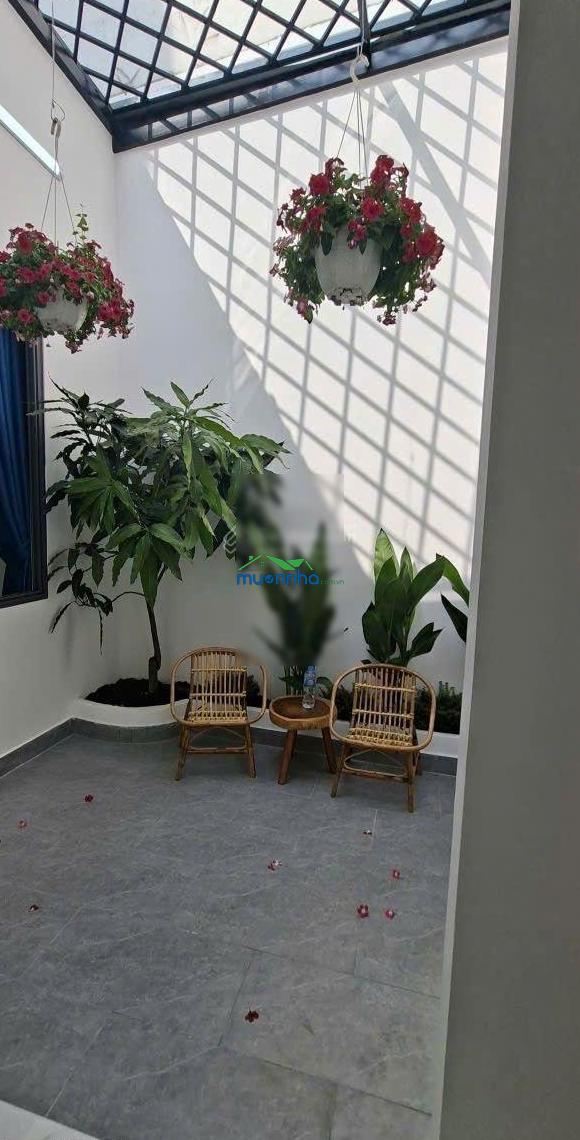 Nhà đẹp 80m2 hương lộ 2 hẻm ôtô thông sân thượng sân vườn thoáng mát
