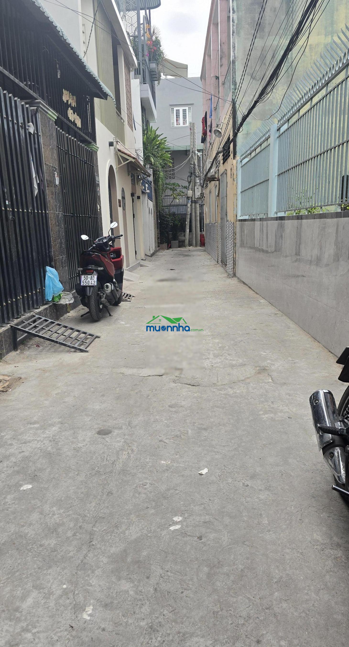 Gấp bán nhà hẻm 1041 trần xuân soạn, đi bộ ra lotte q7, khu cao ráo không ngập nước, giá 3tỷ350 tl - 3