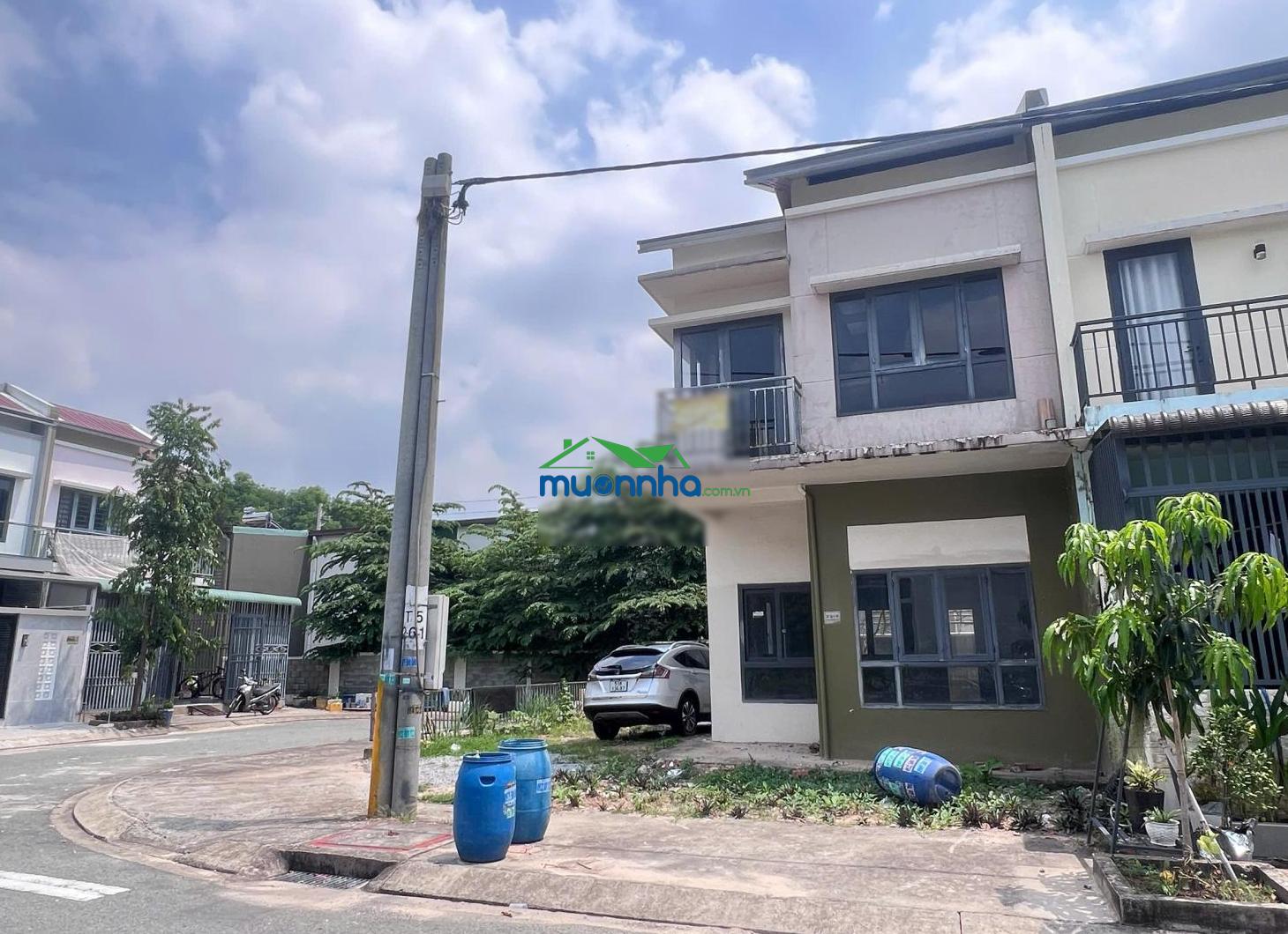 Bán căn góc liền kề vườn 136m2 tại kđt oasis city, dân cư ở đông, sổ hồng hoàn công, giá 2,3 tỷ - 2