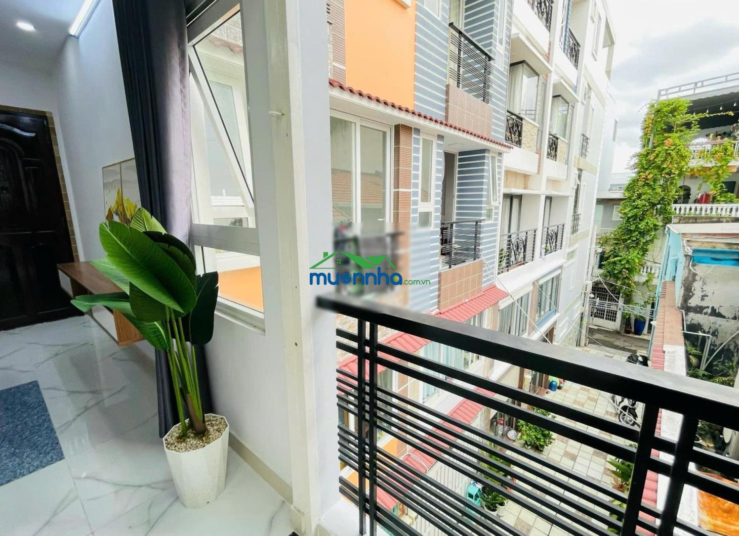 Nhà chdv 5 tầng - có 9 phòng - thu nhập 31tr / tháng - giá 10,5 tỷ - 3