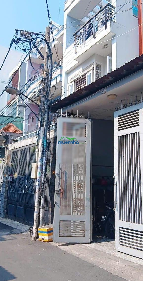 Nhà 4,2x22, 4 tầng, cách mặt tiền gò dầu 20m, giá 9,x tỷ, hẻm xe tải, tân phú