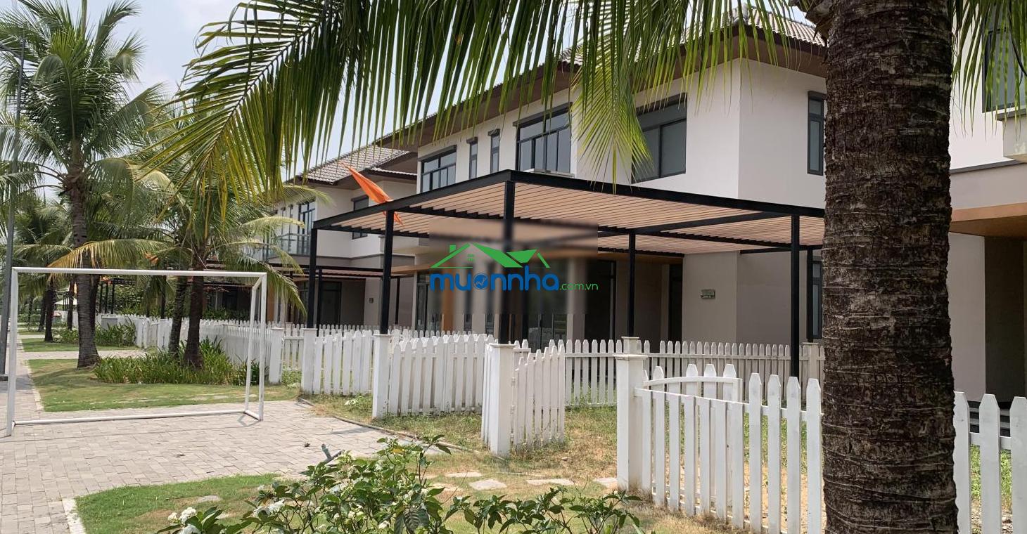 Ngộp bán bt 200m2 3 tỷ 300 triệu căn 1 trệt 1 lầu, đã có sổ - chính chủ 0906 443 *** - 4