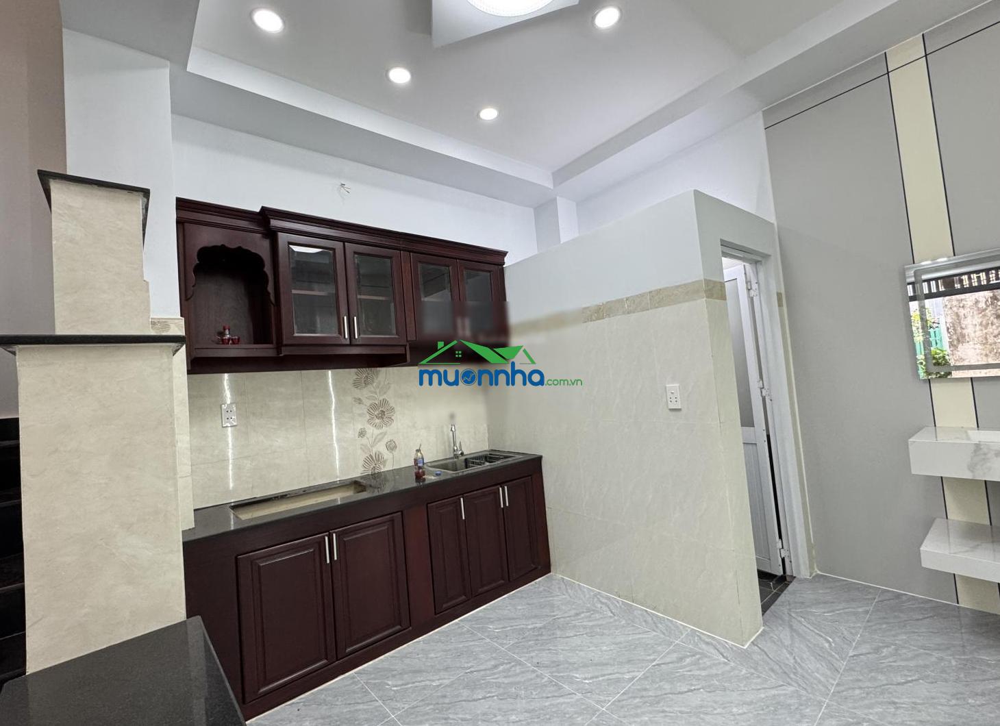Hàng thơm- 4 tầng lầu- 4 phòng ngủ kèm 2 sân thượng trước sau- giáp phú nhuận- tặng nội thất - 3