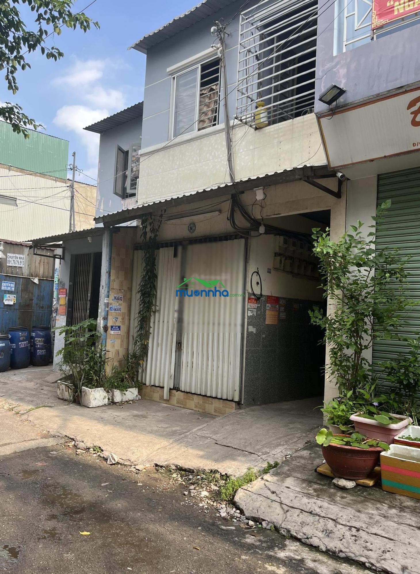 Chính chủ bán dãy nhà trọ 300 m2 đất, gồm 14 phòng sát mặt tiền đường nguyễn văn quá, giáp tân bình - 4
