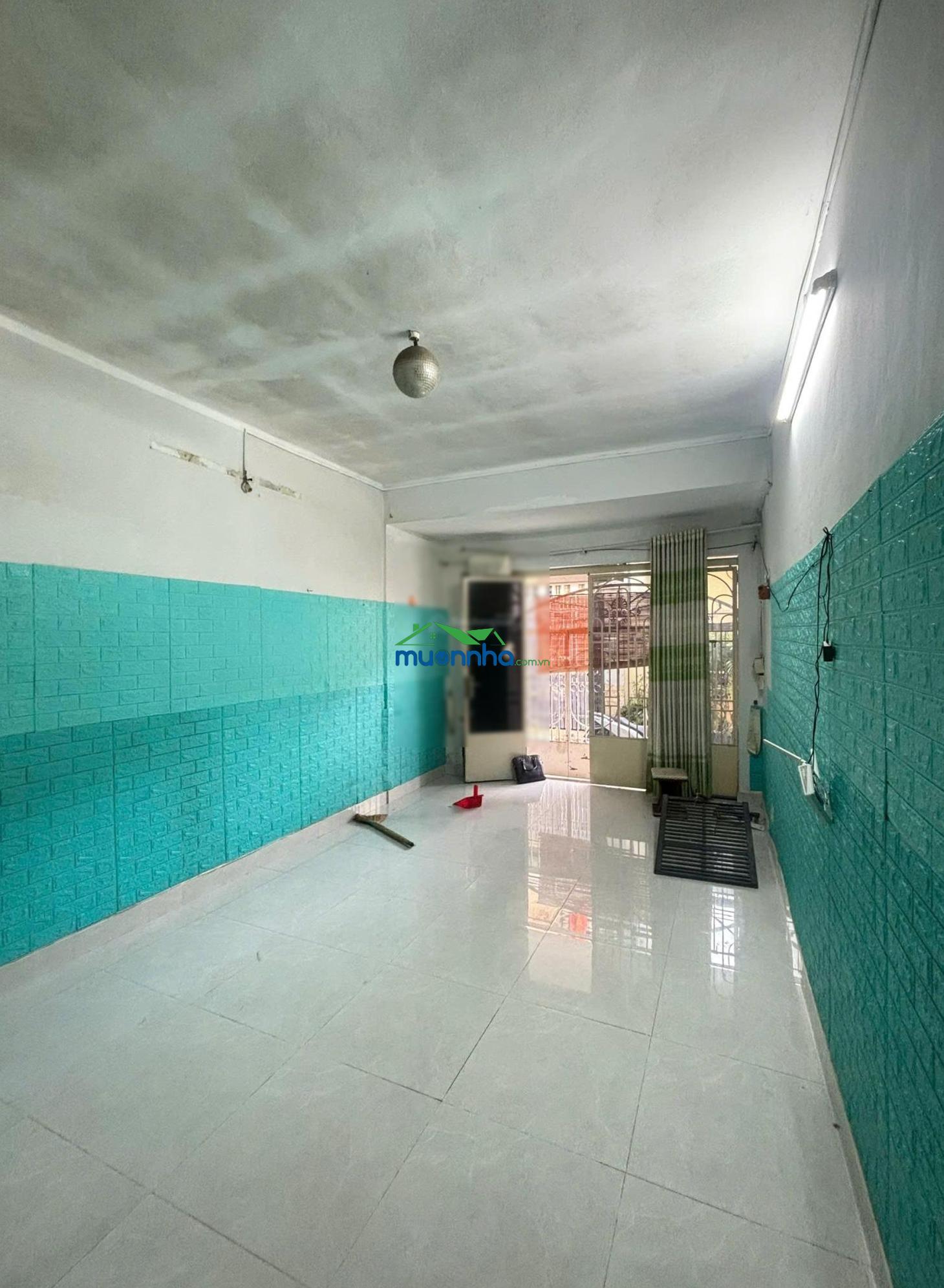 Nhà ngay trung tâm chợ thủ đức 1/ đường hồ văn tư, phường trường thọ, thủ đức