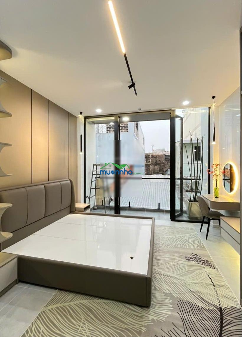 Bán nhà mới quận 11 có thang máy 3,9x10,7m trệt lửng 2 lầu sân thượng 8,7 tỷ