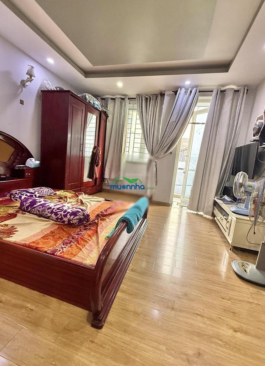 Nhà ngộp 5 tầng có thang máy, hxh sát mt tây thạnh, có hầm để oto, dt 80m2 (4x20m) 6pn. chỉ 10 tỷ - 2
