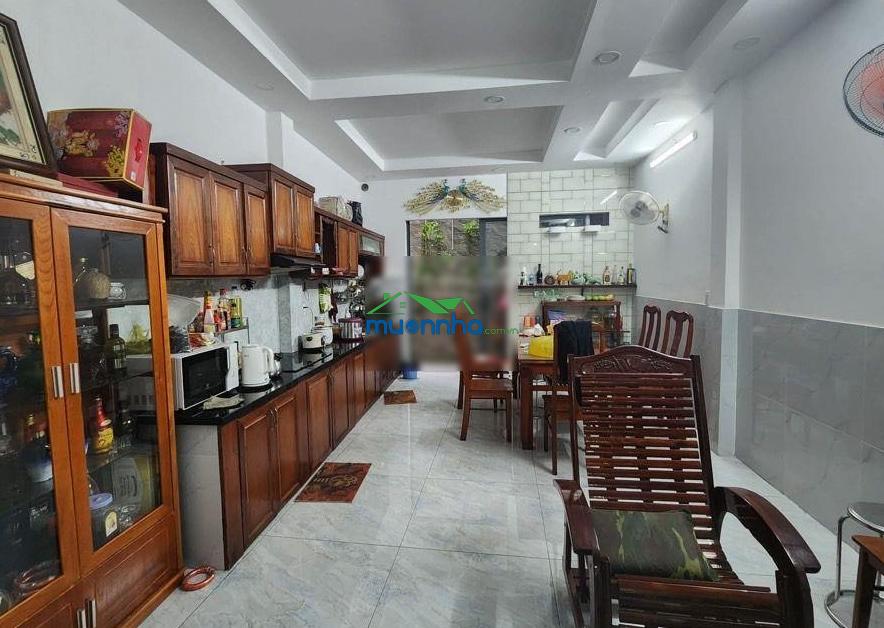 Nhà mới 3 tầng đẹp - chỉ xách valy vào ở - xh ngủ trong nhà nở hậu tài lộc - nhỉnh 9 tỷ - 3