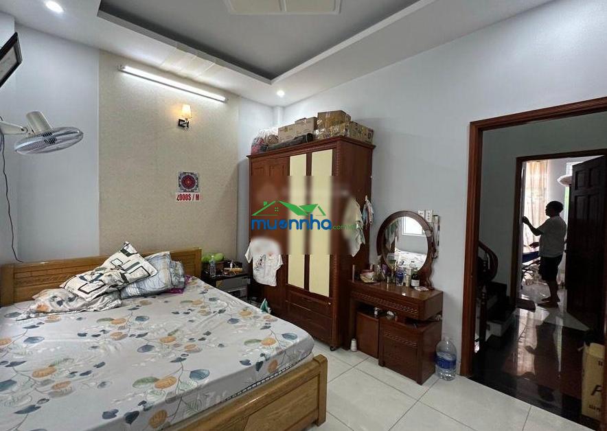 Nhà thạnh xuân 25, q12 - ô tô đỗ cửa - dt 52 (4x14m) - 3 tầng btct vào ở ngay - 4.9 tỷ tl - 2