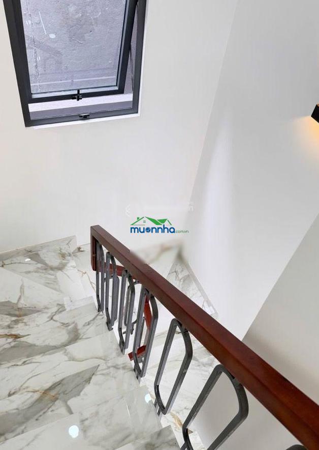 Bán nhà bình tân - đẹp mê ly - 2 tầng - 5.6 x 11 - chỉ 4.3 tỷ - 3