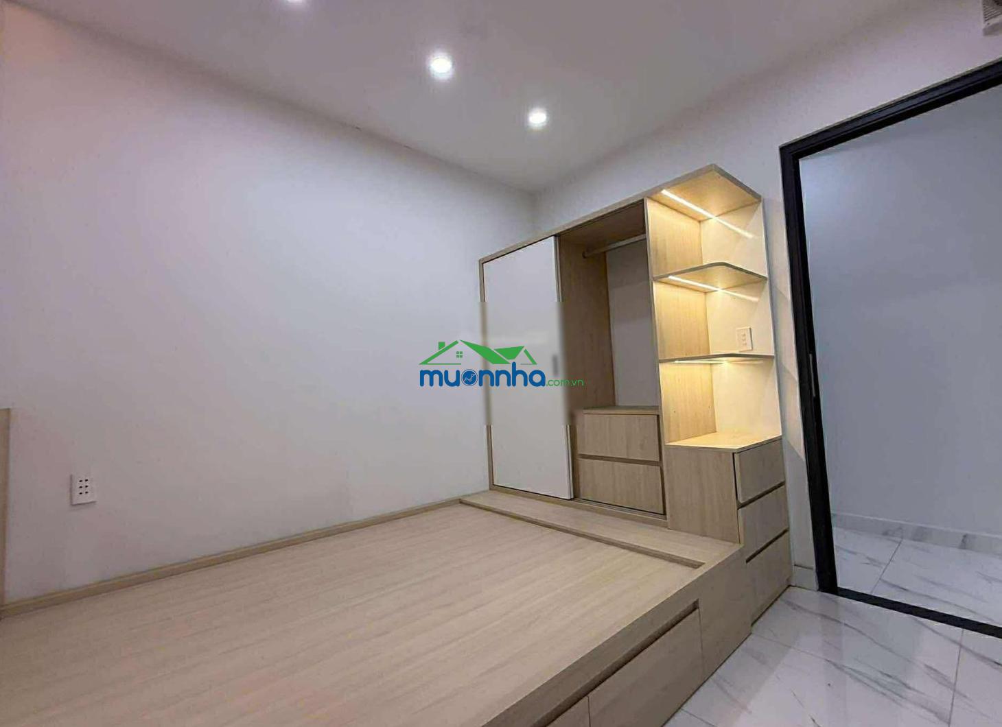 Bán nhà mới ở ngay lã xuân oai, hẻm xe hơi, 55m2. giá nhỉnh 5 tỷ