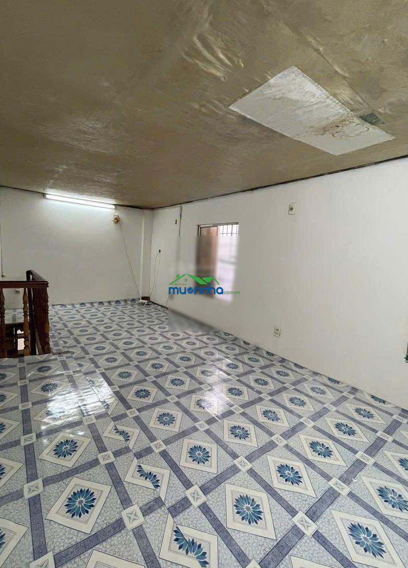 #Quận1, cách mt nguyễn cư trinh 30m, 1 trệt 1 lầu (nhà cũ) - 6m x 3m1. không dính qh, sổ riêng - 4