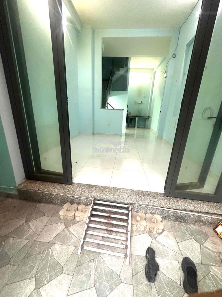 💥Nhà [ 4x 10] 2 lầu 1 sân thượng (2pn,3wc) —ngay trường học bình long💥