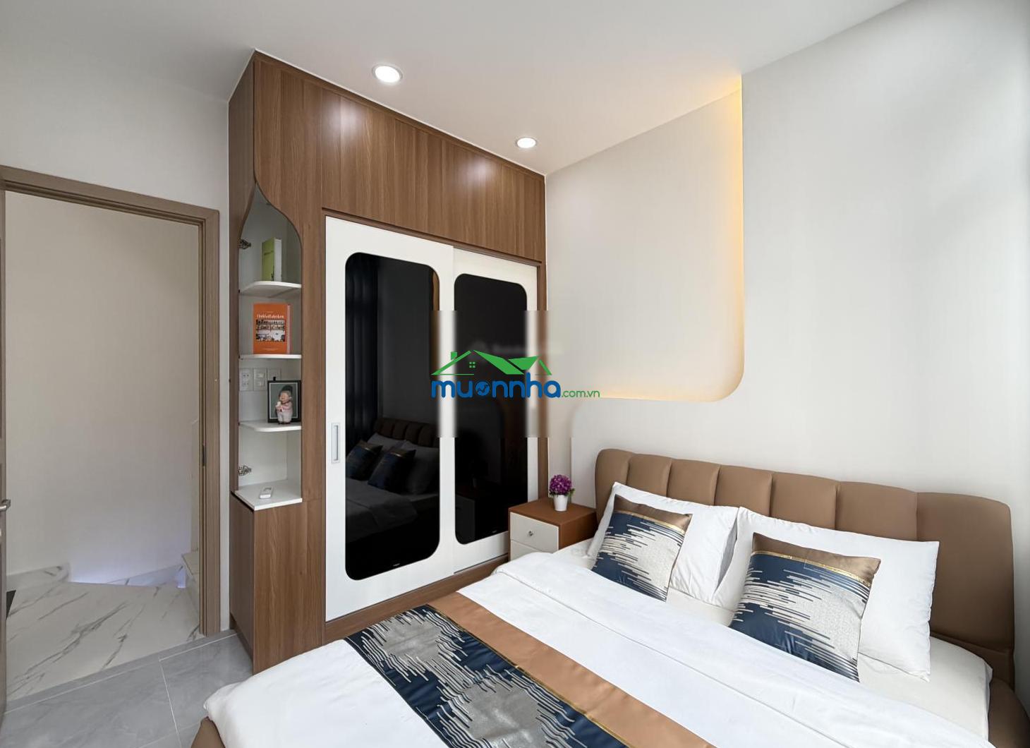 Bán nhà đẹp giá rẻ, ngang 6,2m thông sát chợ trường học, trục đường phạm văn chiêu, phường 8 gò vấp - 2