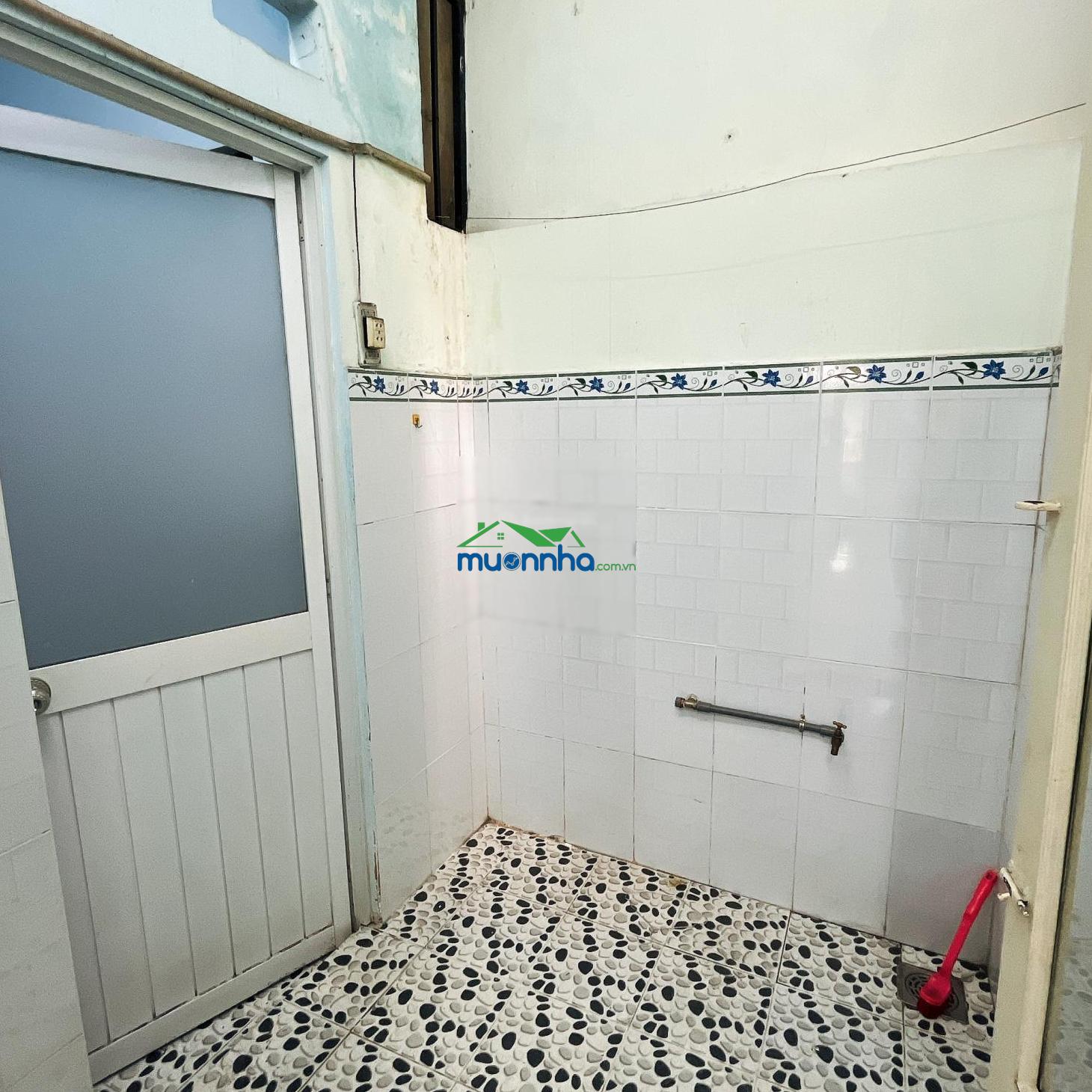Nhà mới dọn vào ở ngay, dt 4mx13m, 1 lầu, giá 5.2 tỷ (tl), hẻm xe hơi 363 đất mới - 3