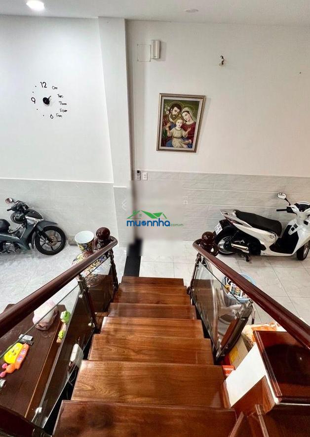 Bán nhà riêng giá tốt, tại số 18, bình hưng hòa, 7,5 tỷ, 60m2, 4pn, 4wc - 3