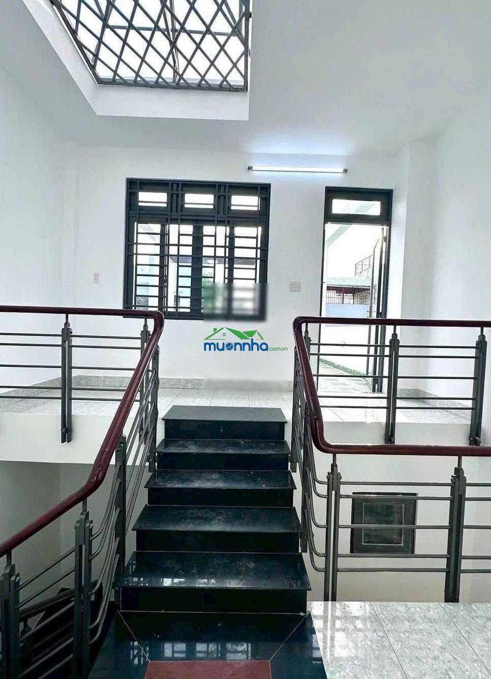 Với 4 tỷ 8 sở hữu nhà chiều ngang hơn 5m ngay cao thắng, p12, q10, gần chung cư hà đô, dt 97,2m² - 2