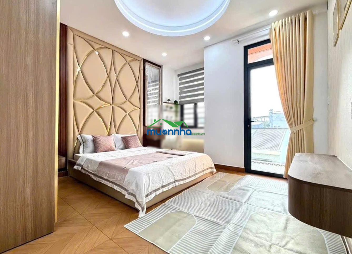 Hxh 10m ô tô đậu ngày đêm - đối diện emart - xây mới 4 tầng - full nội thất - 8.8 tỷ