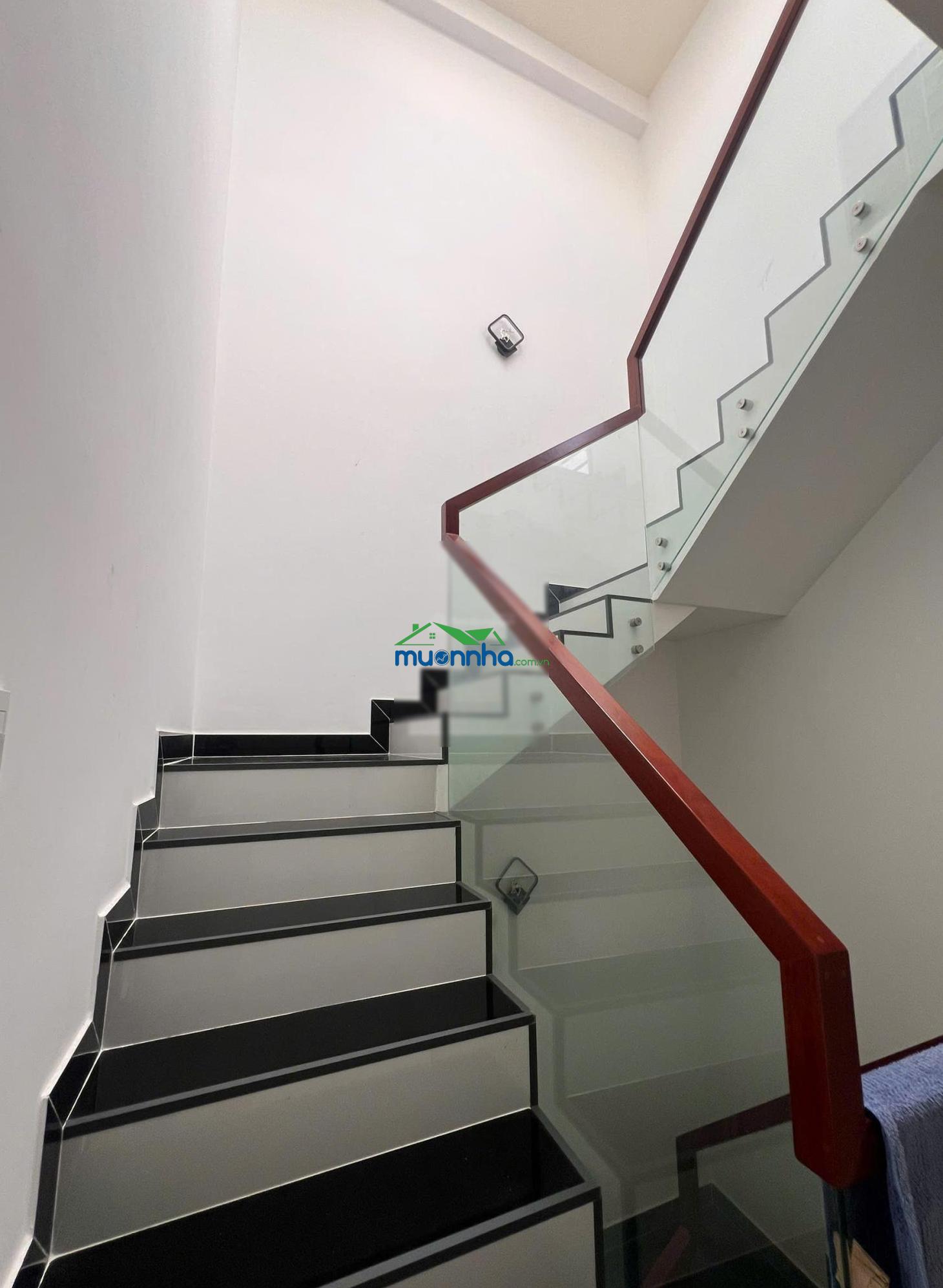 Bán nhà căn góc 4 tầng btct hậu giang quận 6, sát mặt tiền, 55.8m², 4pn, rất thoáng mát tiện ở ngay - 2