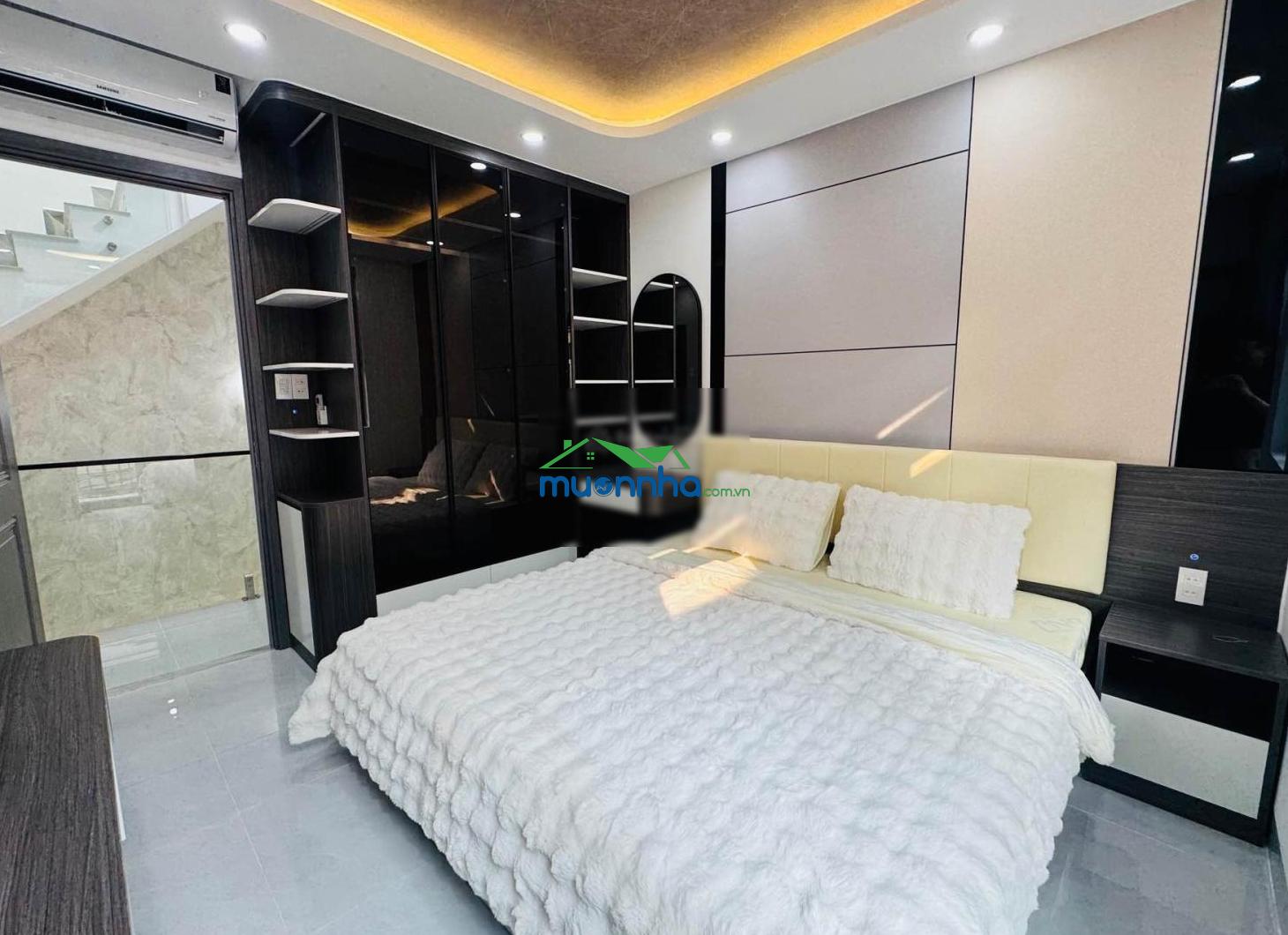 Nhà mới 3 lầu (dt 4.5 x 7) - 3pn - hẻm 3.5m phan huy ích gò vấp - giá 3.18 tỷ