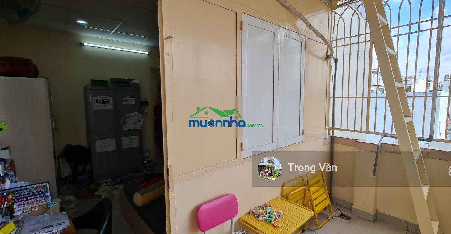 Chdv sát quận 1 - sổ 63,1m2 - dòng tiền 25 triệu/tháng. giá 8,2 tỷ - 4