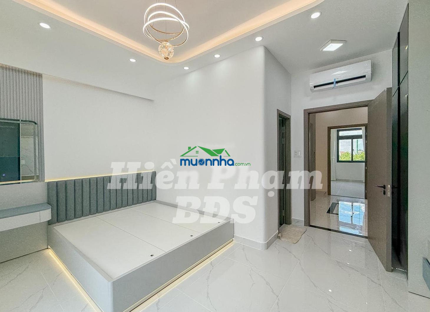 Nhà phố mới xây xong kdc hoàng quốc việt - cạnh sân vận động bộ công an - 2