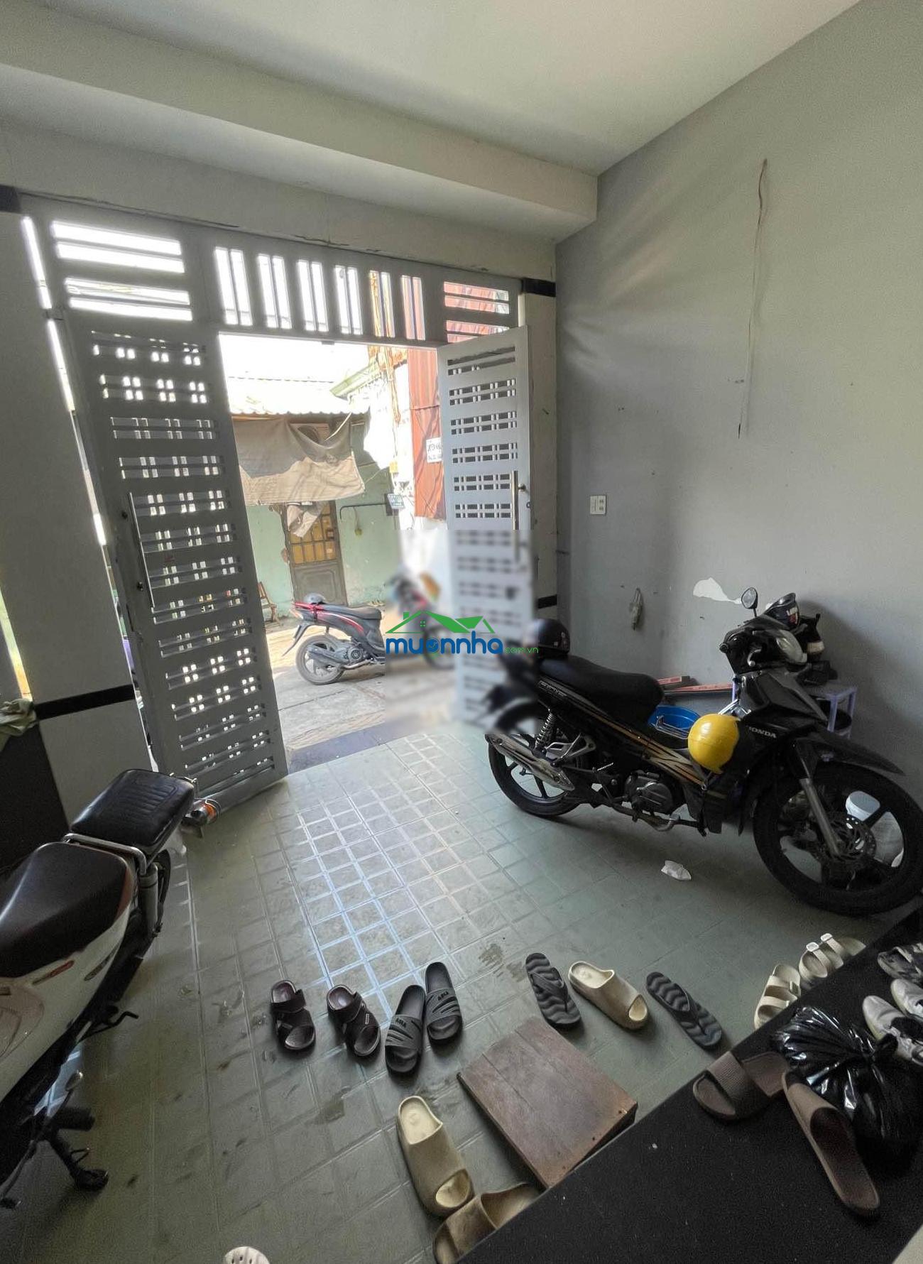 Cần mua nhà tân phú mà giá lại tốt thì ko thể bỏ qua căn nhà này nha chỉ 4ty88 - 56m2 - 3 tầng