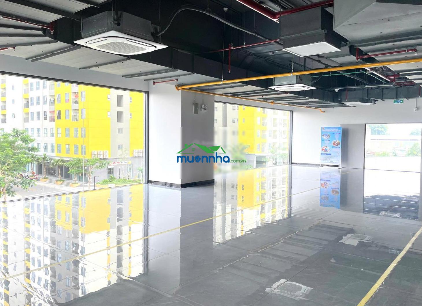 Cho thuê mặt bằng trung tâm thương mại bcons city mall vị trí đắc địa làng đại học