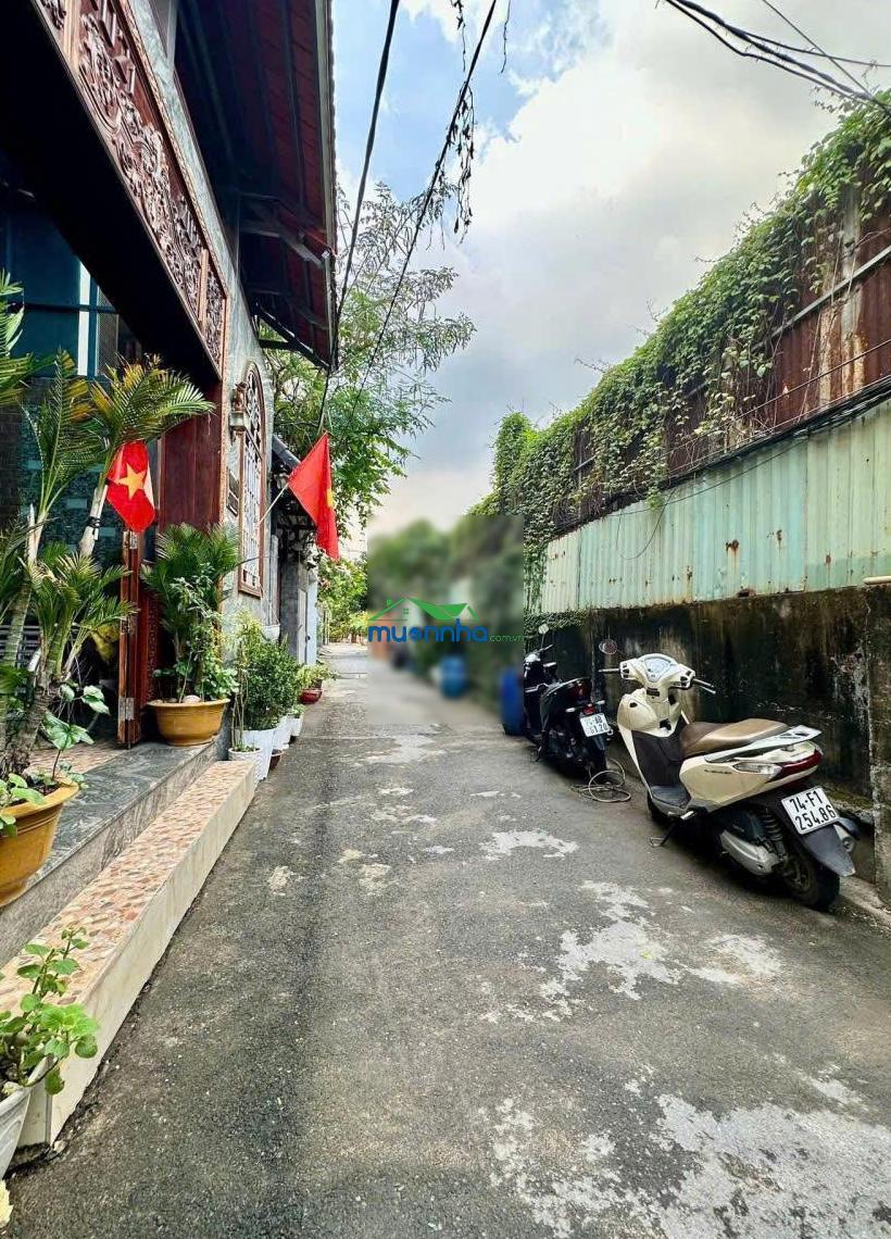 Nhà diện tích đẹp 5,8x16,5m công nhận 94,6m2 dương quảng hàm ngay bờ sông vàm thuật giáp bình thạnh - 3