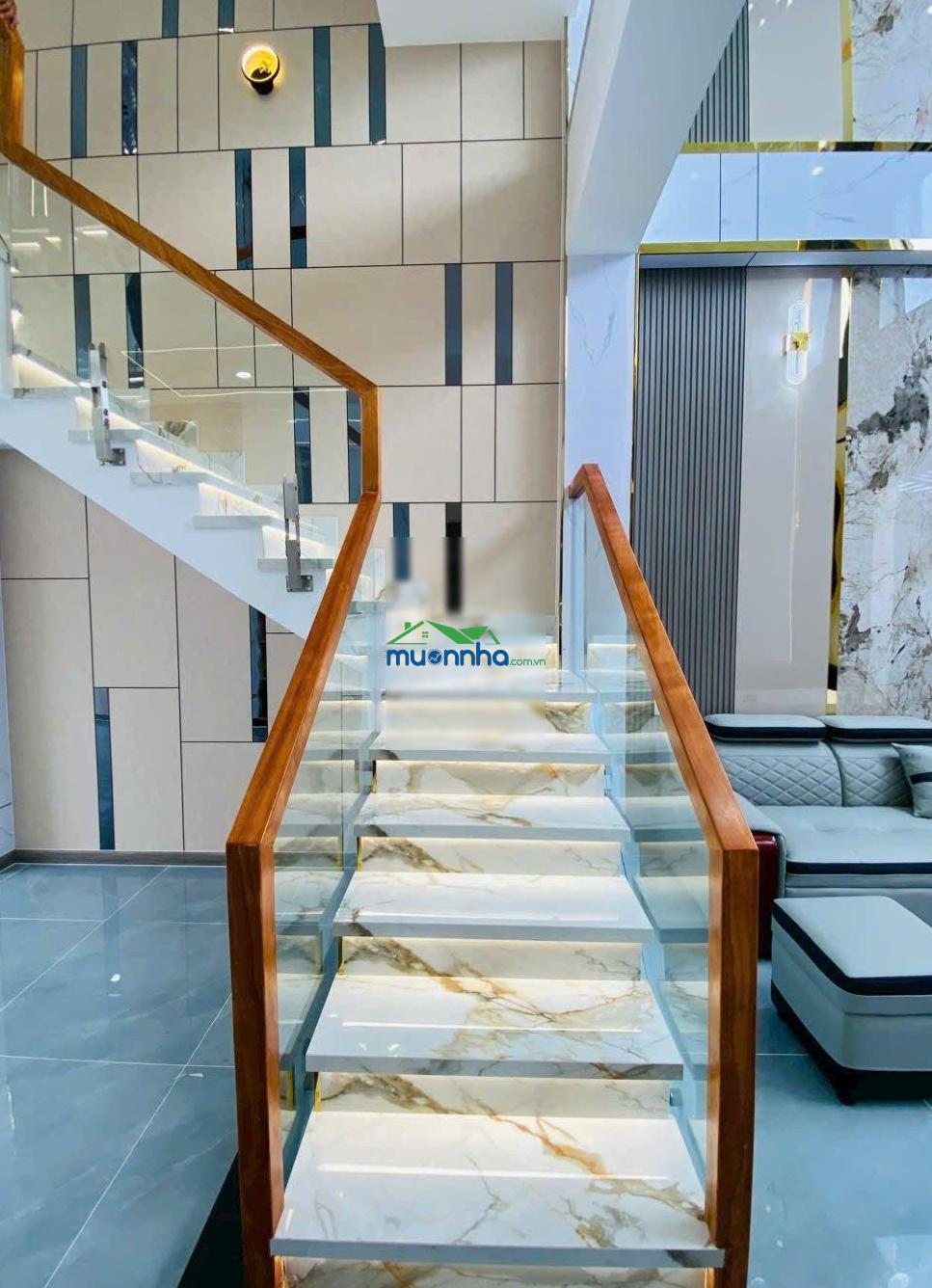Nhà 4 tầng, 50m2 ko lộ giới, đường 10m, giá chỉ 5,490 tỷ thương lượng, 5pn có nội thất ,sổ mới 2026 - 2