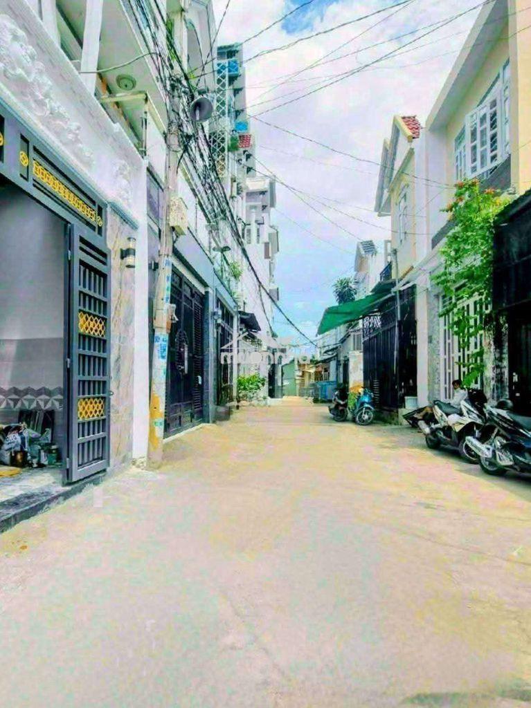 Bán nhà hẻm 1806 huỳnh tấn phát - 2