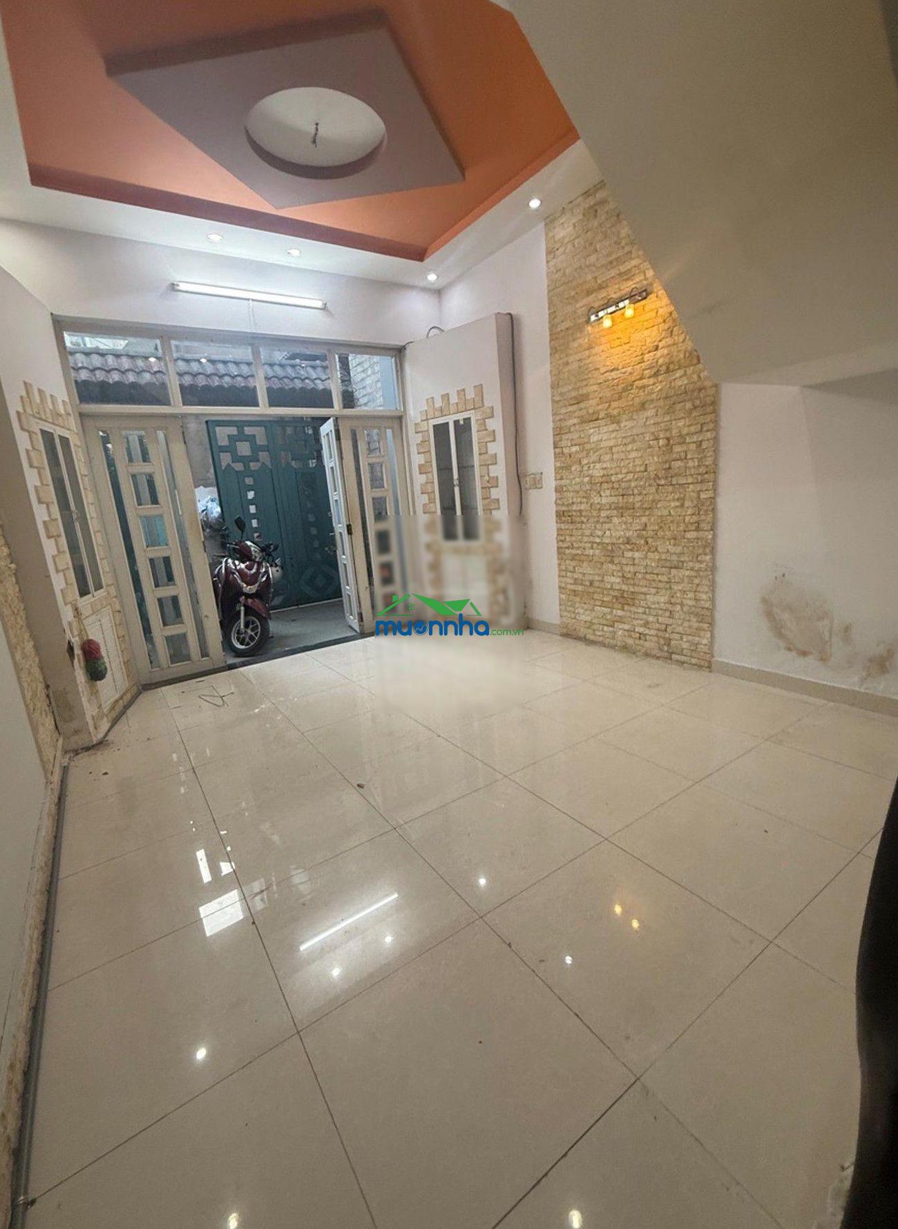 Có pn trệt cho người lớn tuổi hoặc mẹ bầu. nhà gần chợ thạch đà, 2 tầng 3 pn - 4