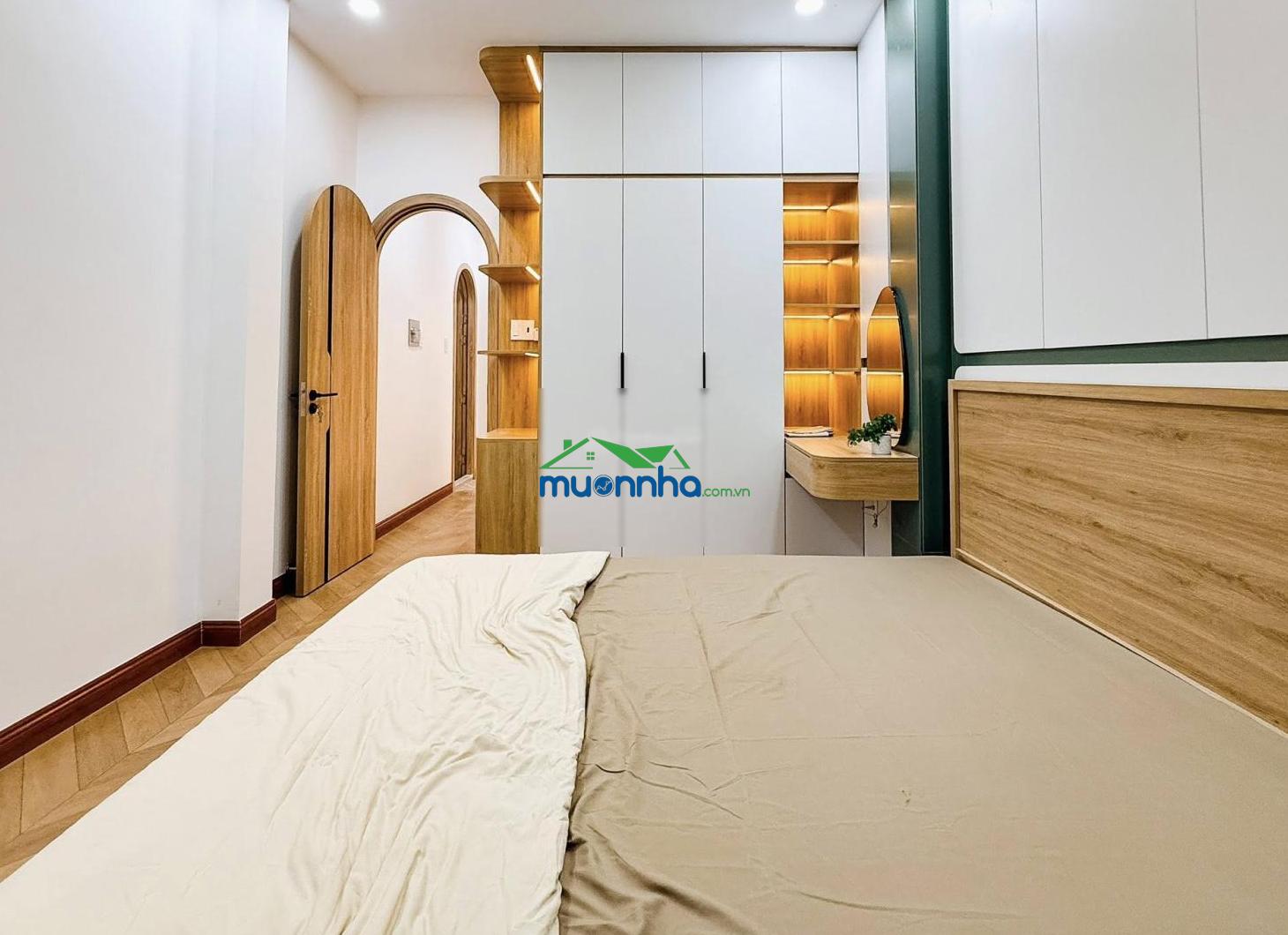 Nhà võ văn tần, quận 3 27m² (3.3x8, nở hậu) 3 tầng + sân thượng giá 4.95 tỷ - 2