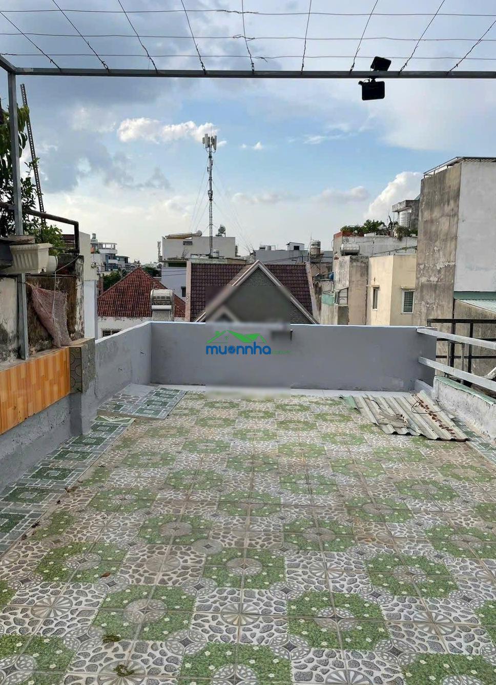 Bán nhà 3 tầng hẻm xe hơi sát mặt tiền đường, có 1pn tầng trệt - Ảnh 4