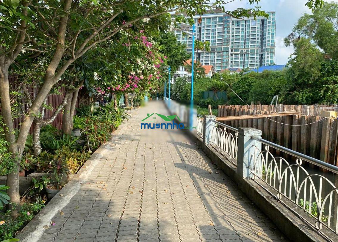Bán chdv 12 phòng view sông thảo điền quận 2 - ngang 19.5m - doanh thu 250tr/tháng - 2