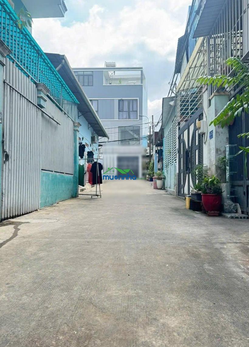 Nhà 3 tầng hẻm xe hơi gần lã xuân oai - 3