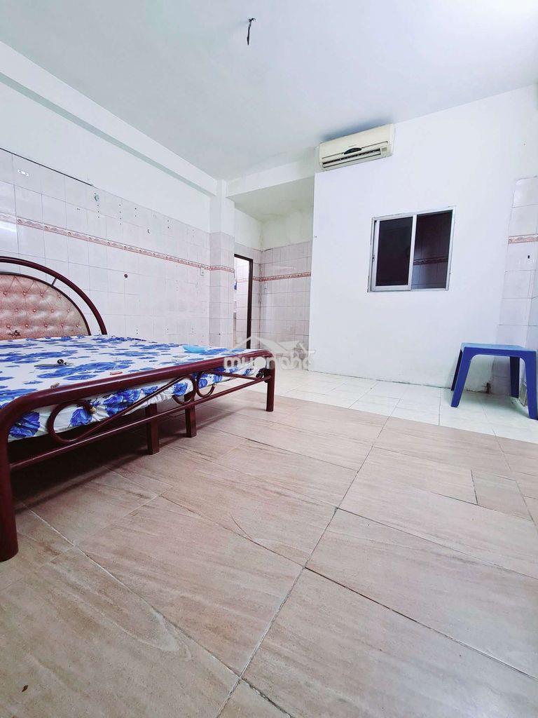 Phòng đẹp. máy lạnh, cửa sổ, trung tâm phú nhuận - 3