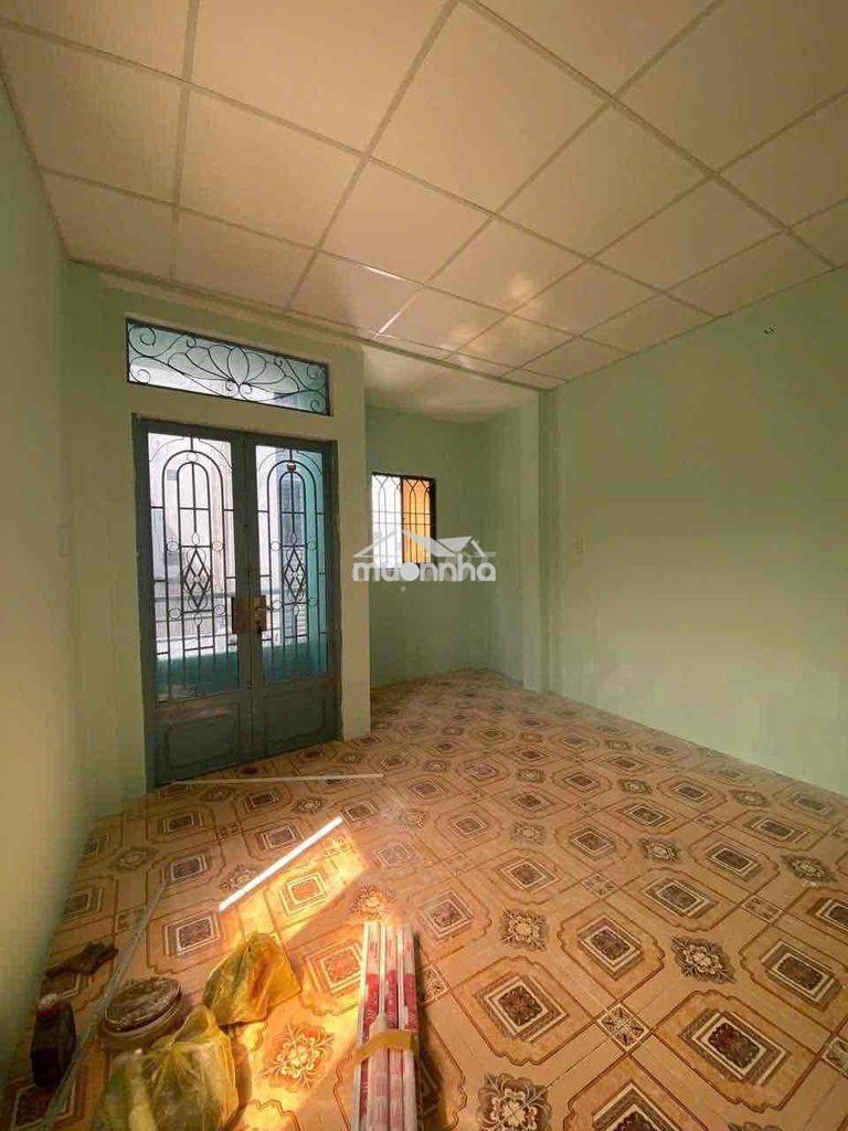 Nhà cho thue sát mt 1 căn - 4