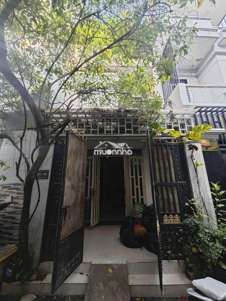 Nhà đẹp 2lầu full nội thất hẻm oto ngay đường linh đông, phạm văn đồng