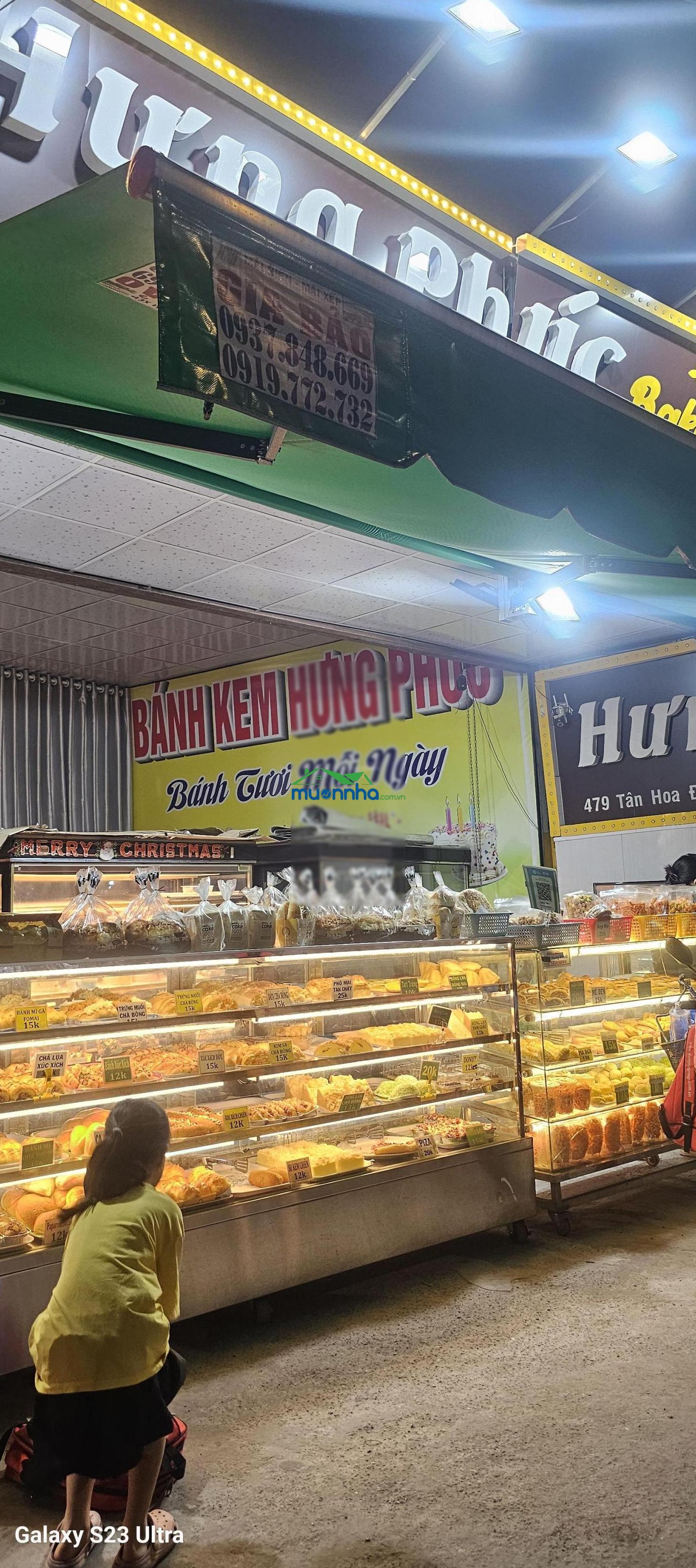 Nhà đẹp tân hòa đông - ngang lớn 4.5m - sát ngã 4 bốn xã - chỉ hơn 2 tỷ!