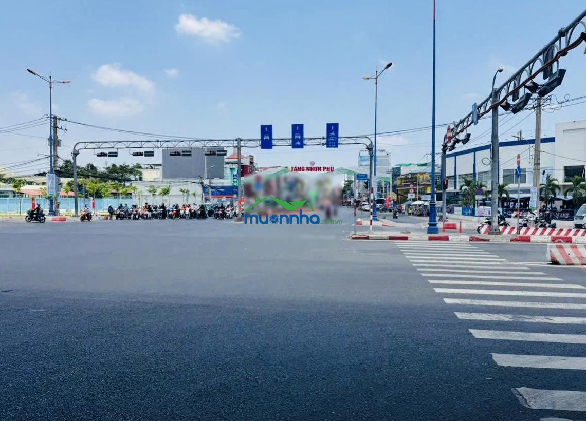Nhà đẹp trung tâm thủ đức - chủ cần bán nhanh - giảm 300 triệu - chỉ còn 5,2 tỷ - 3