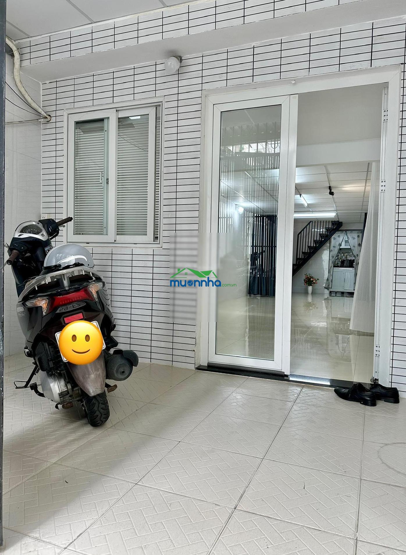 Hot - phú nhuận - huỳnh văn bánh - 50m² - 2t - sổ nở hậu - cách 20m ra mặt tiền - 7.6 tỷ - 4